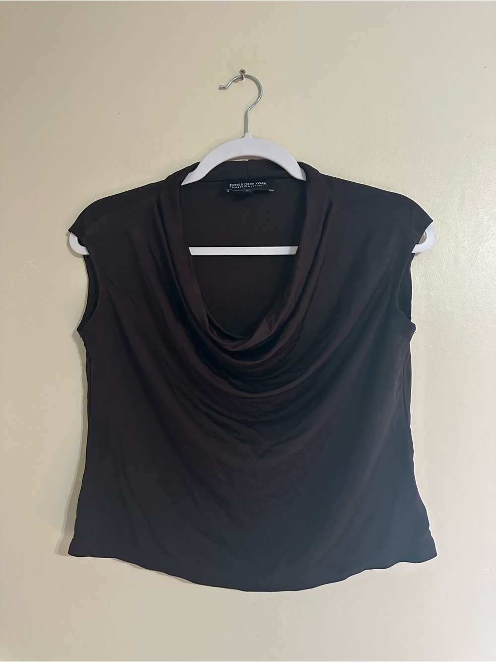 Jones New York Black Sleeveless Cowl Neck Camisole